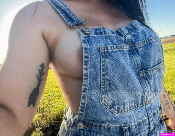 Southernpeachesfree OnlyFans Thumbnail #2EV7g4cKg5