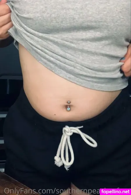 Southernpeachesfree OnlyFans Thumbnail #8BZ8Fda6D3