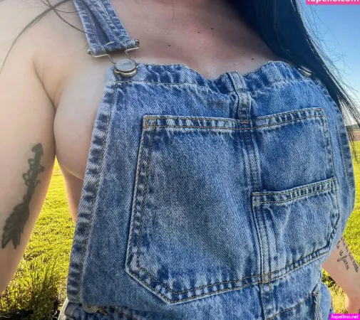 Southernpeachesfree OnlyFans Thumbnail #BvTUWkNq04