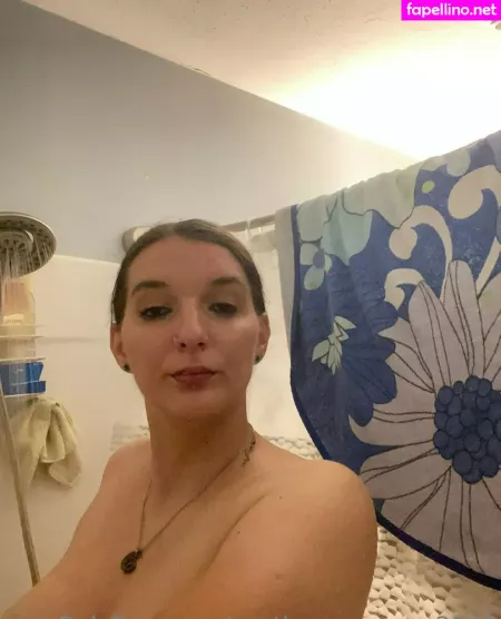 Southrenmomma2043 OnlyFans Thumbnail #s6D7zSDw3R