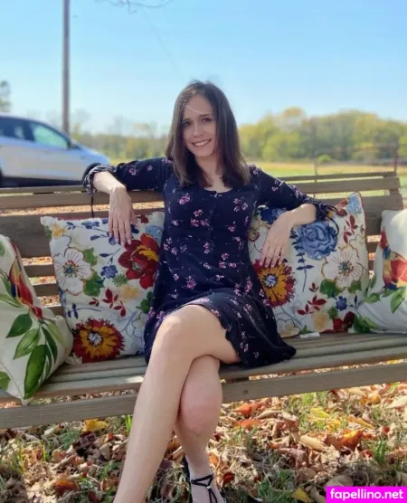 Sovitia Nikayx OnlyFans Thumbnail #t33I6B4Vo1