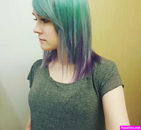 Sovitia OnlyFans Thumbnail #1IG97MxiFq