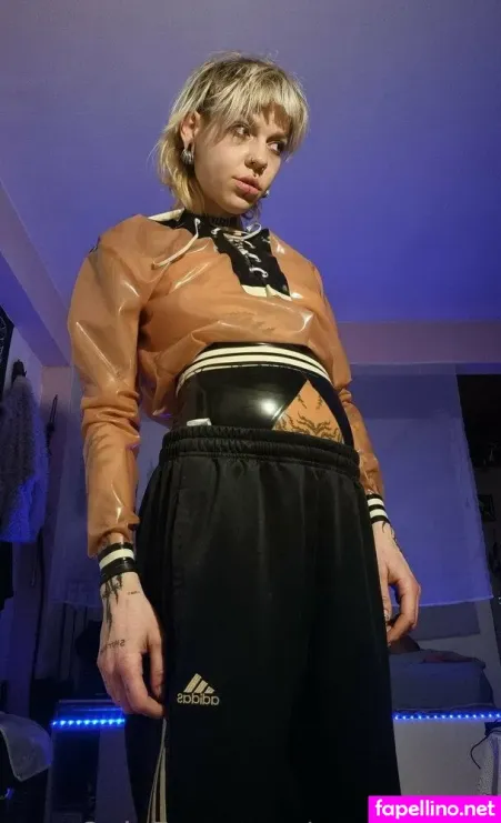 Sowln OnlyFans Thumbnail #bLi4UpRQ4O