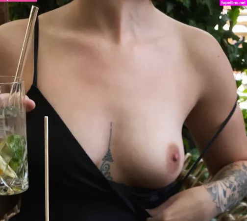 Soxresa OnlyFans Thumbnail #nfxhrwdD1o