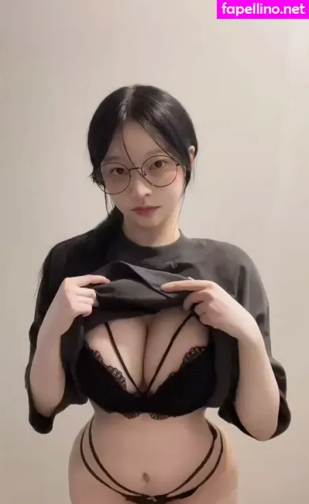 Soyeemilk OnlyFans Thumbnail #Oj8KJnvVUJ