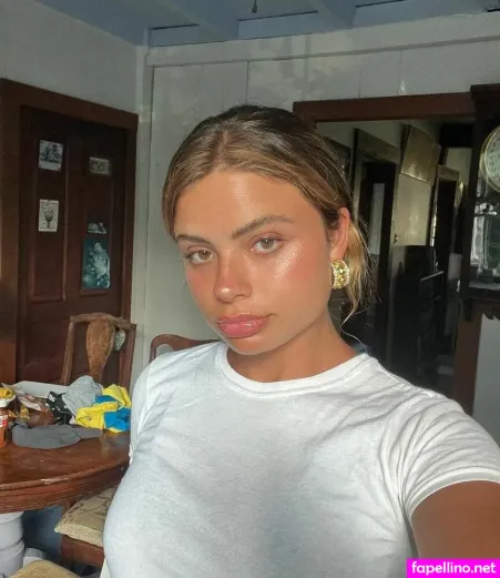 Soykarengoncalves OnlyFans Thumbnail #S9cWi8NkDd