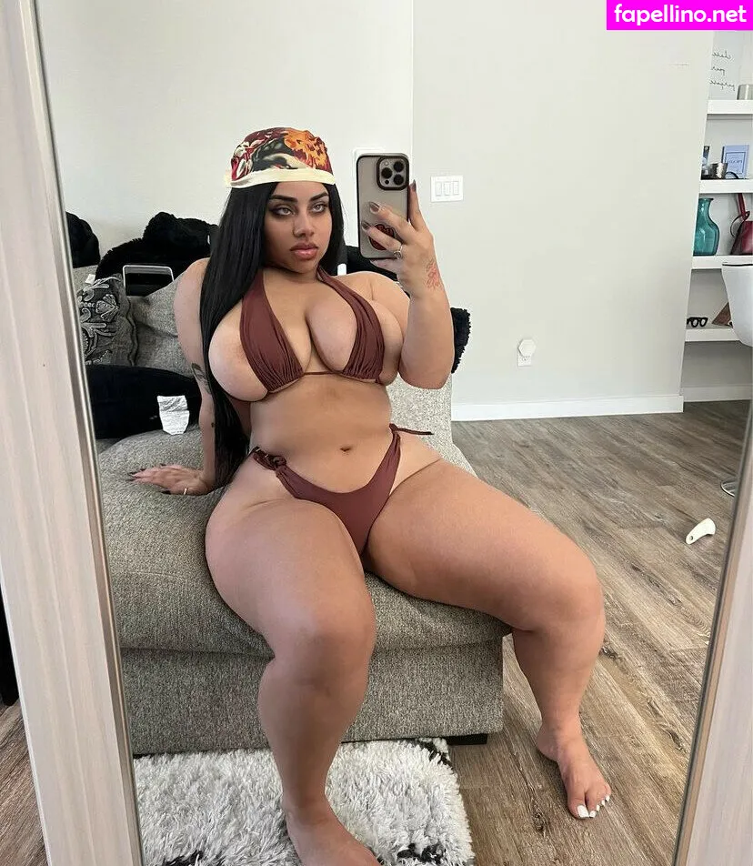 soymamiyv, yariigoods Nude Leaked OnlyFans Photo #LbpCs74B27