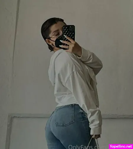 Soymarianacast OnlyFans Thumbnail #83UUfXH66y