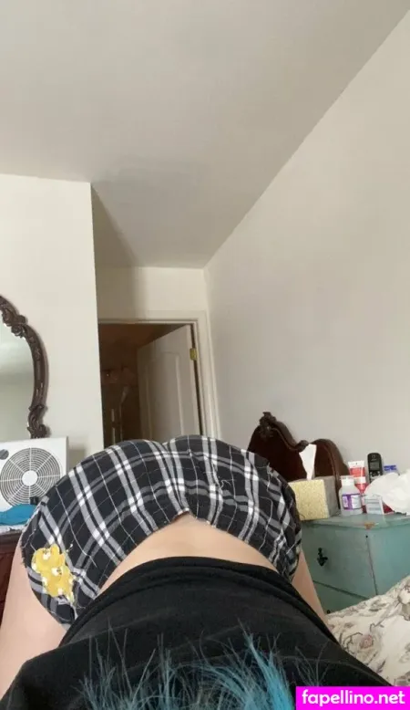 Soyworm OnlyFans Thumbnail #kj2U5Kgaej