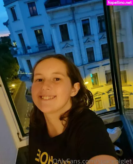 Spacepiglet OnlyFans Thumbnail #QIeXBW9TZE