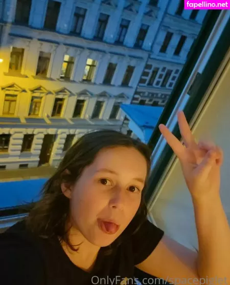 Spacepiglet OnlyFans Thumbnail #lOqw317lBR