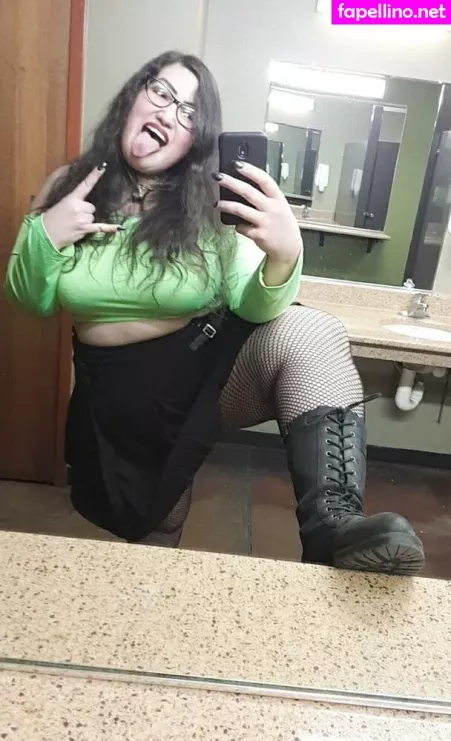 Spacevvitch666 OnlyFans Thumbnail #03ucRyZzPT