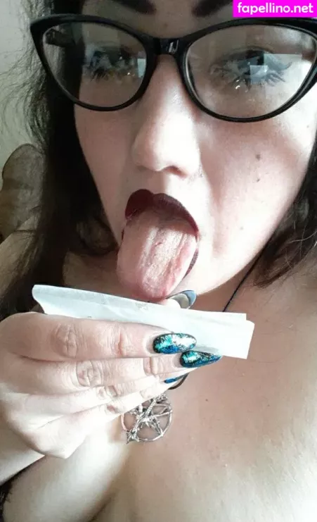 Spacevvitch666 OnlyFans Thumbnail #Q6vAnblMb9