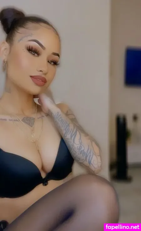 Spanishmamixox OnlyFans Thumbnail #uhHiAoXDO5