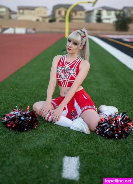 Sparkle Stache OnlyFans Thumbnail #YEJ4jMmzWy