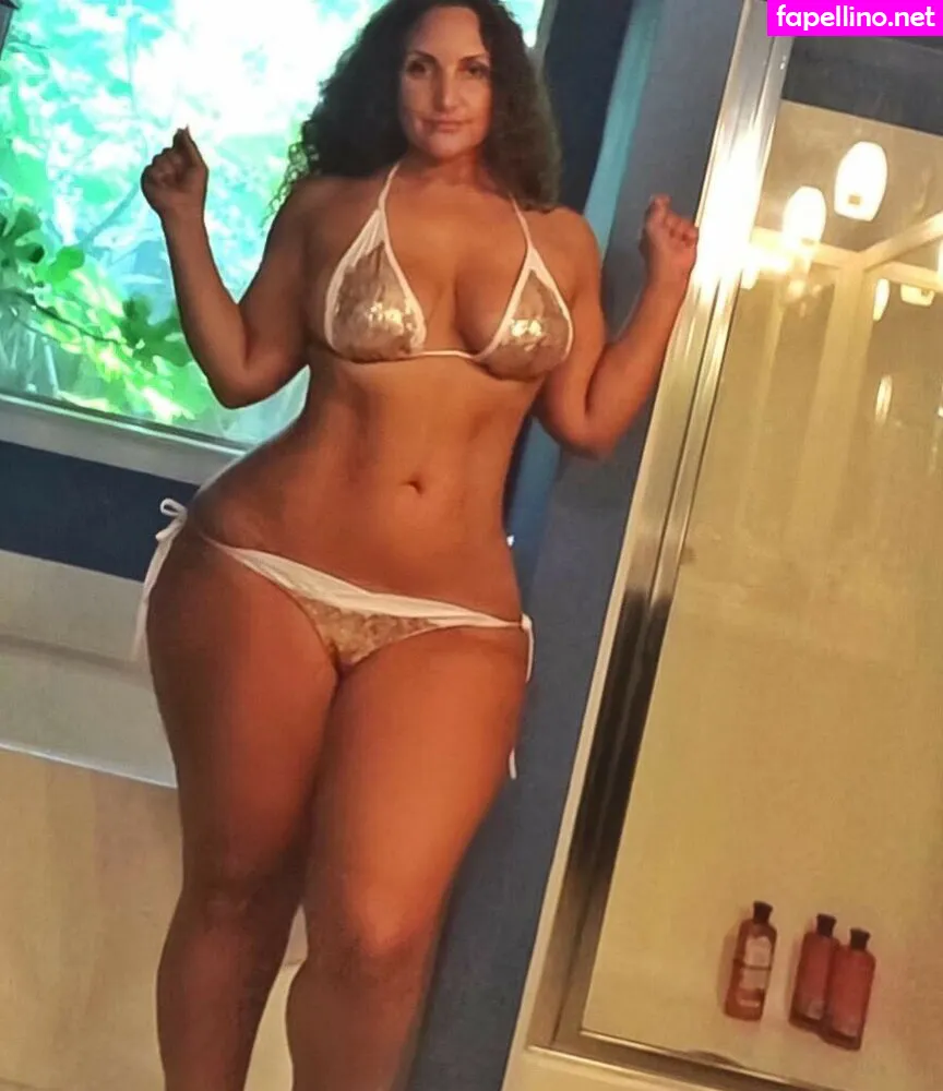 Curvesandlove, laurasparksofficial Nude Leaked OnlyFans Photo #MZCWAWA3Ok