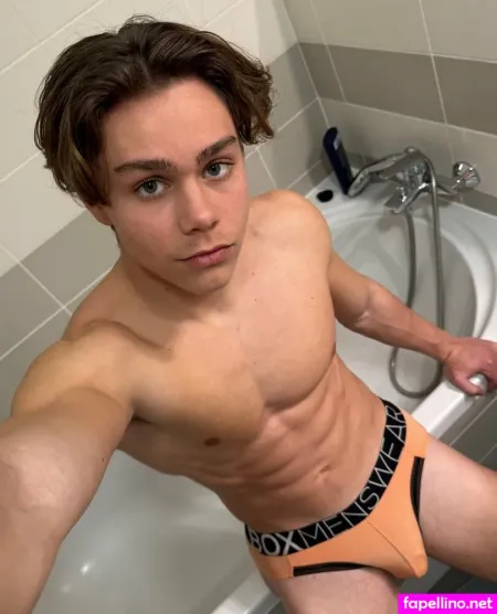 Spencerrooth Main Profile Photo