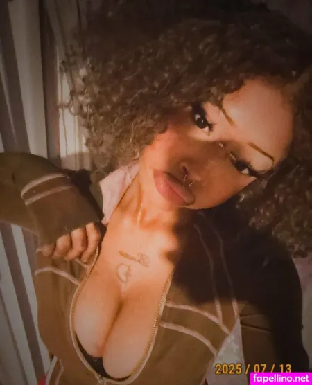 Spendforlayla OnlyFans Thumbnail #Rfp4q82OeW