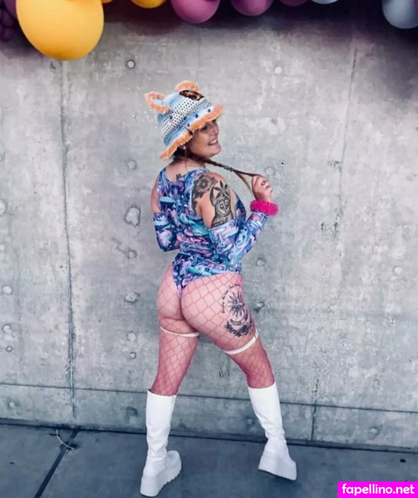 spicy_velma, wizkhapizza Nude Leaked OnlyFans Photo #WxCWdAkV9Q