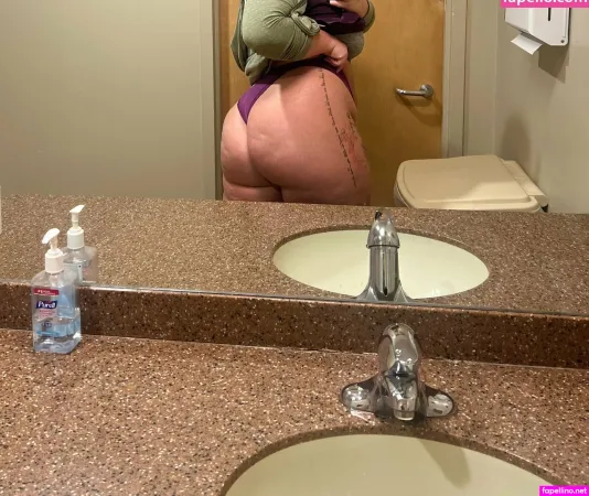 Spicybbwbxtch OnlyFans Thumbnail #asUHBLVq3d