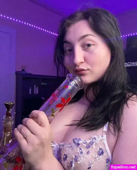 Spicybirdmom OnlyFans Thumbnail #3jNTNQOhyQ