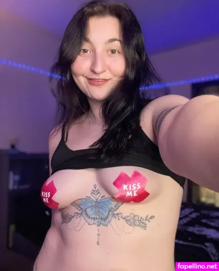 Spicybirdmom OnlyFans Thumbnail #IZA1IXledB