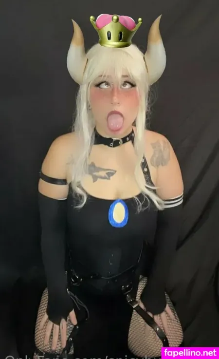Spicybunnyfree Main Profile Photo