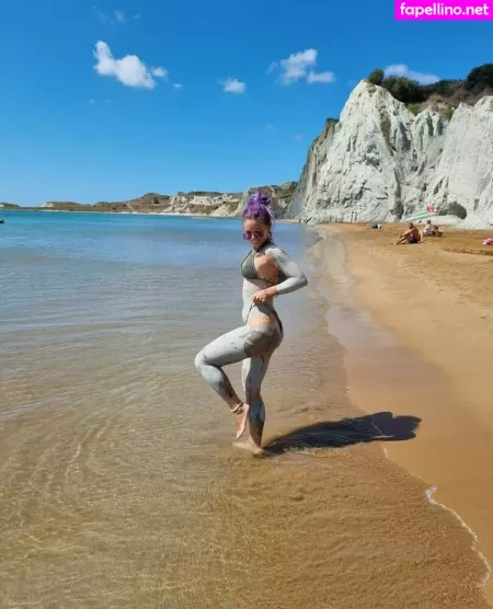 Spicyrollersg OnlyFans Thumbnail #9LD4L3OgWF