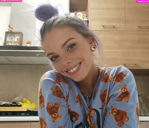 Spicyrollersg OnlyFans Thumbnail #lLWMi9VJju