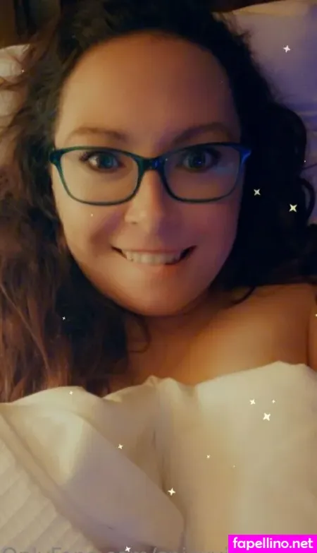 Spicyvivianrain OnlyFans Thumbnail #Kr0UmIoTuc