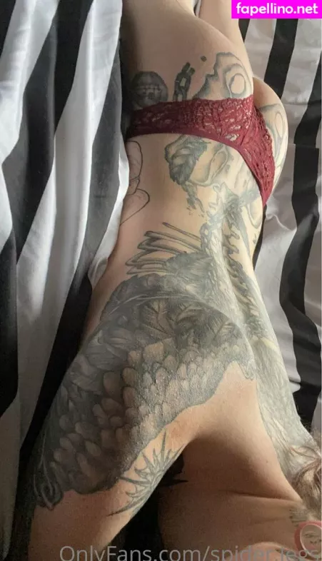 Spider Legs OnlyFans Thumbnail #f1RrnFn5gd