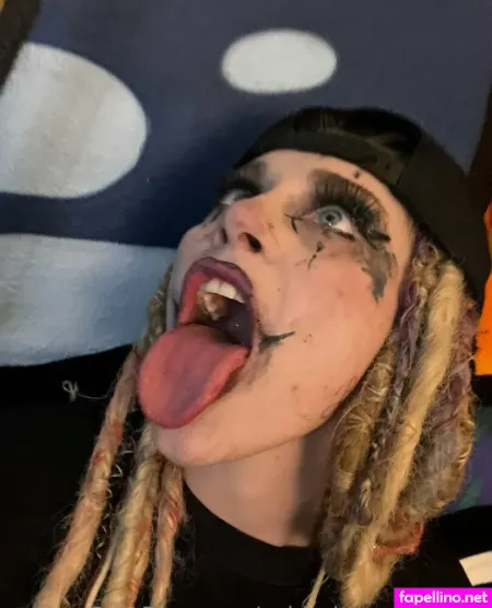 Spiderinyourgarden OnlyFans Thumbnail #ReT23F2Hyh