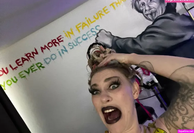 Spiderinyourgarden Main Profile Photo