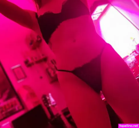 Spilledwine420 OnlyFans Thumbnail #ZSbztKSqIj