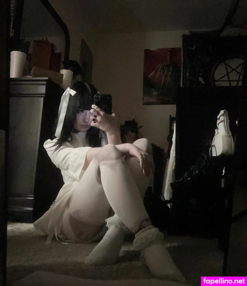 livingdeadd0ll_, spinechillx Nude Leaked OnlyFans Photo #bP4Q8EQm62