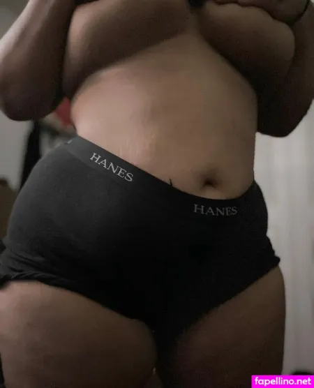 Spitgigi OnlyFans Thumbnail #i90OFsPSzS