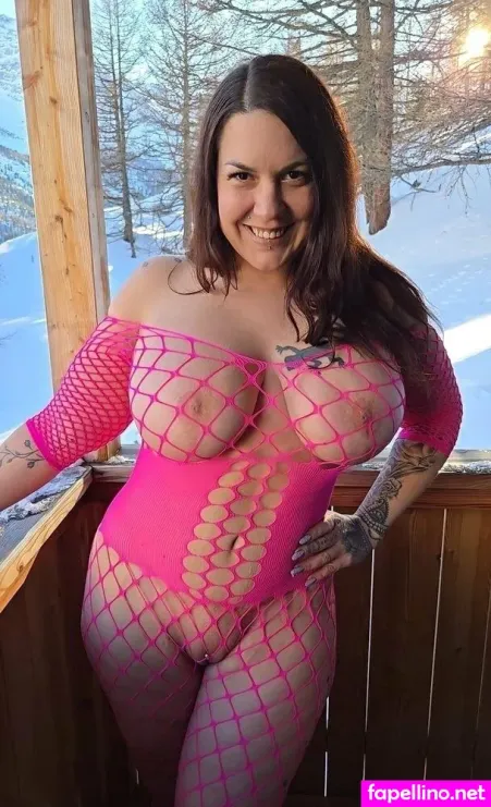 Splashqueenlola OnlyFans Thumbnail #IpR9b7CciX