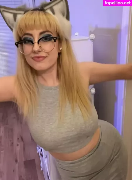 Splishbie 2 OnlyFans Thumbnail #6zbz1VqCK5