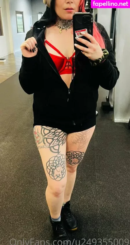 Split Girl OnlyFans Thumbnail #EerzTr3KDn