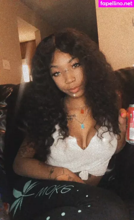 Spoiledbrincessfree OnlyFans Thumbnail #WomIUuxGhe