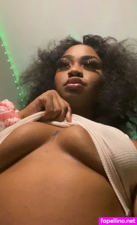 Spoiledmochi OnlyFans Thumbnail #9KfvioPlr1