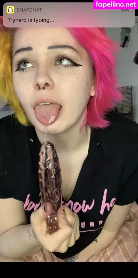 Spoiledxobrat OnlyFans Thumbnail #3RW8zlLOtr