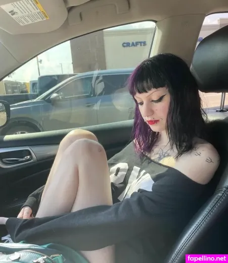Spookypuppyy OnlyFans Thumbnail #mhsLPyRcX8
