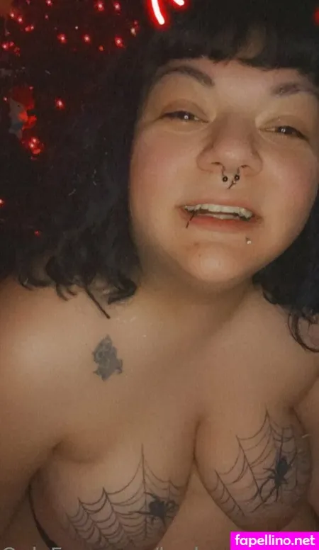 Spookywitch333 OnlyFans Thumbnail #0OhMFnmXFE