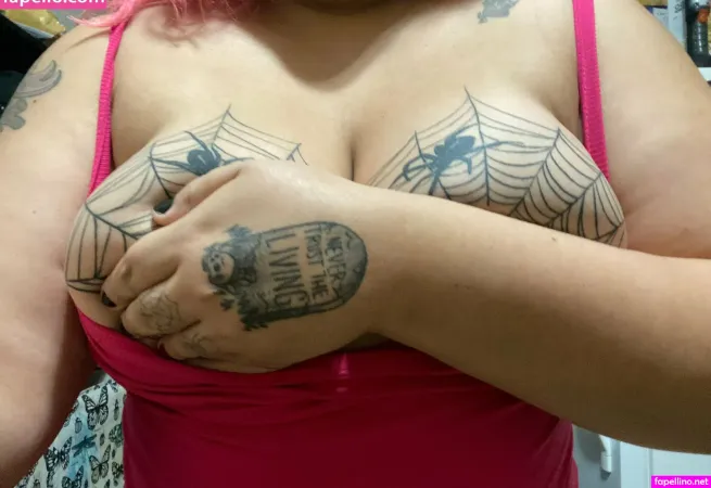 Spookywitch333 OnlyFans Thumbnail #U6tLeBsDUy