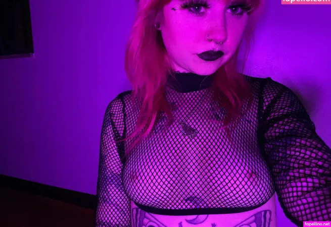 Spoookybb OnlyFans Thumbnail #DTg7dl1KjM