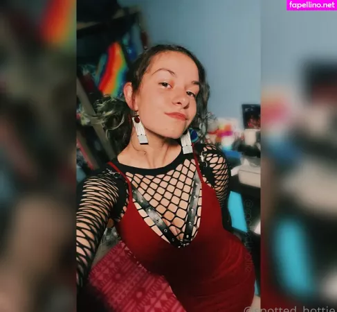 Spottedhottie21 OnlyFans Thumbnail #yPo2FGmWLq