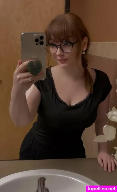 Sproutheals OnlyFans Thumbnail #iAVa2AoJ5n