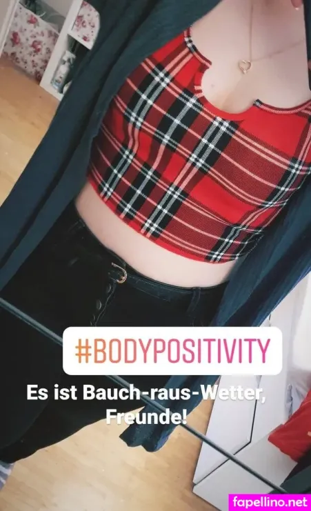 Squi OnlyFans Thumbnail #1Lglkd1yGy