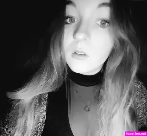 Squi OnlyFans Thumbnail #RvNkwRpOEJ